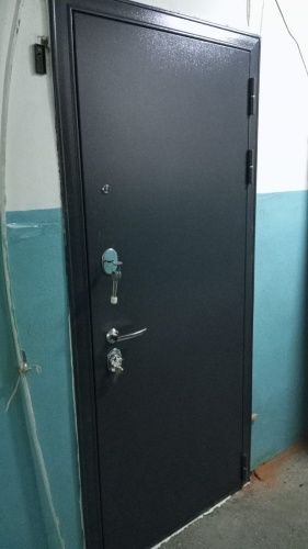 Дверь стальная Мастино ТРАСТ МАСС 1 Антрацит букле-Ларче бьянко фото 2 Дверь стальная Мастино ТРАСТ МАСС 1 Антрацит букле-Ларче бьянко фото 2